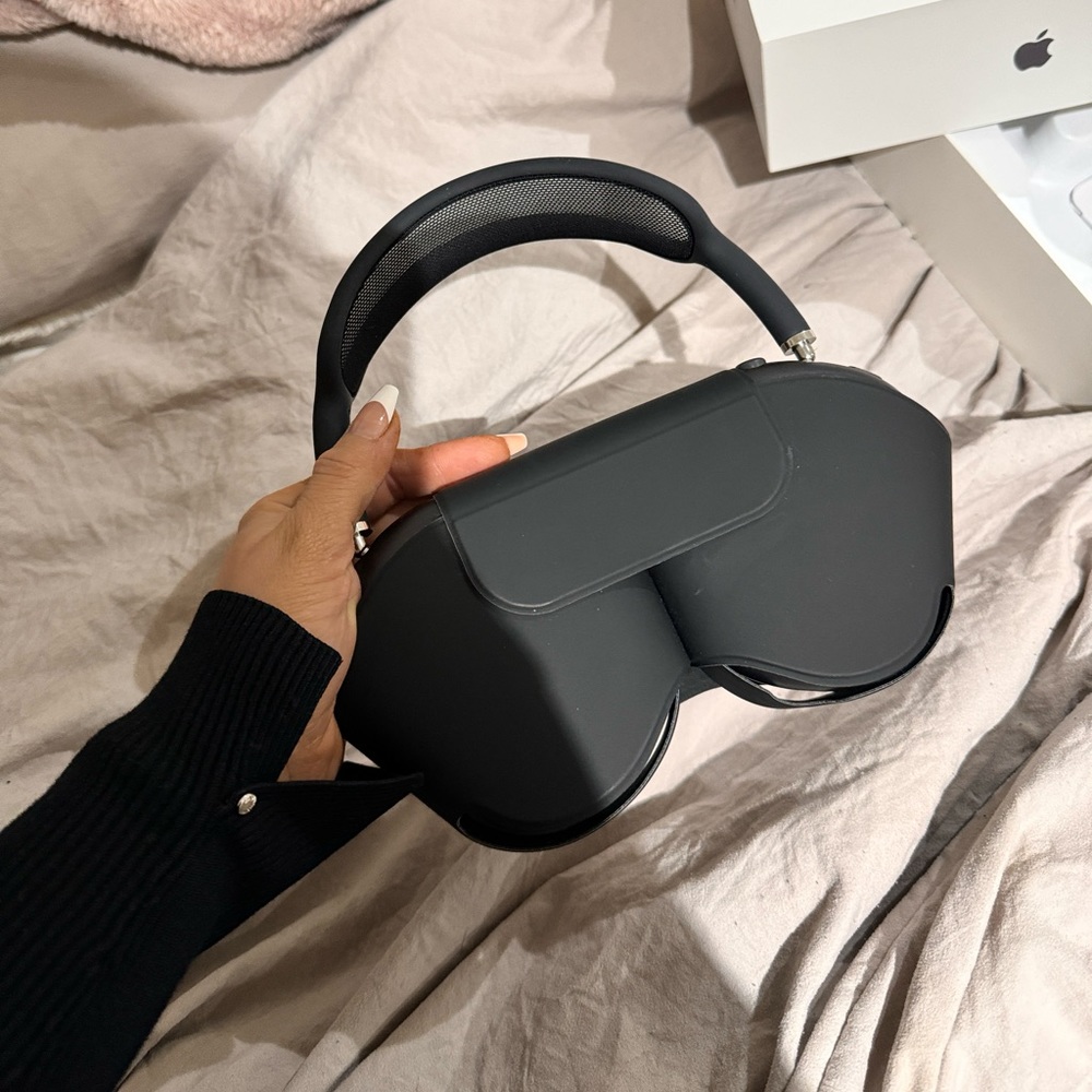 AirPods Max